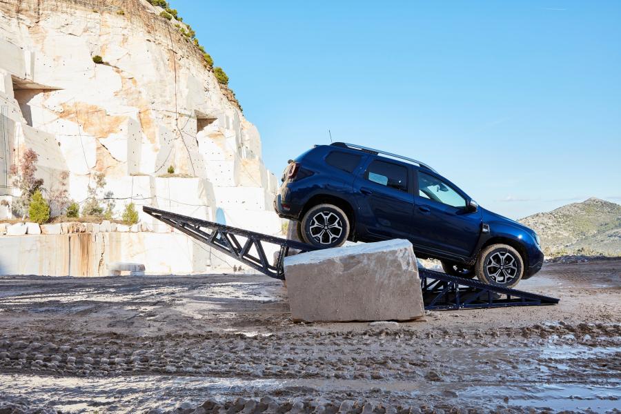  Dacia Duster 2017 года  (WW) (фото 124 из 257)